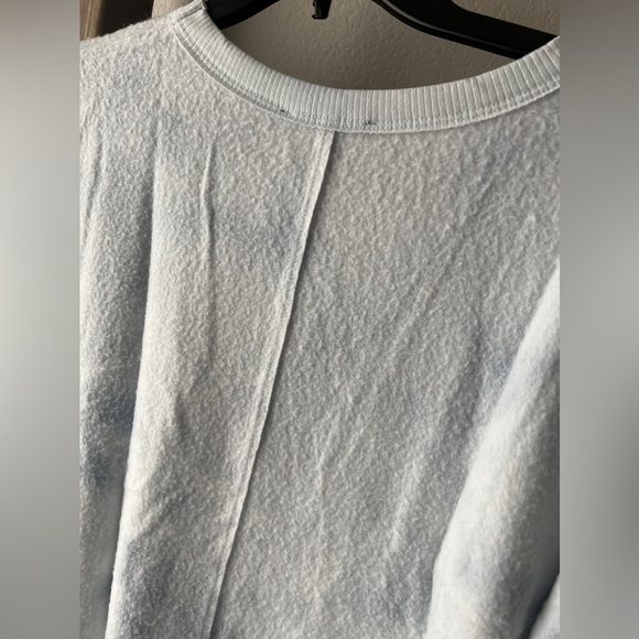 NWT- Lulu‘s - Choosing Chill Blue Tie-Dye Fleece Knit Pullover Sweatshirt - Picture 13 of 15